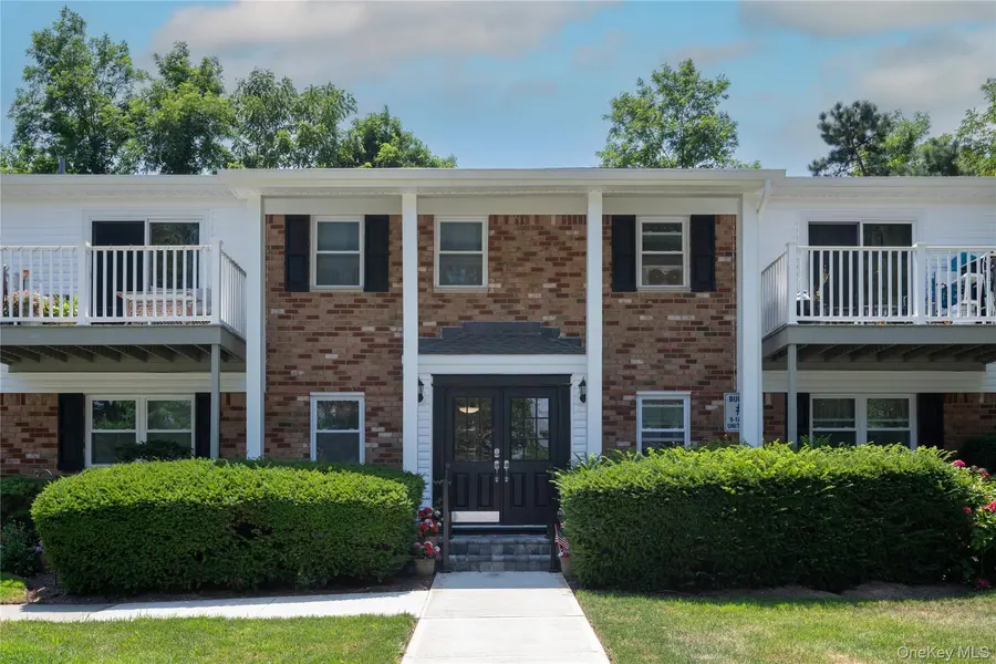 260 Waverly AVE #67, Patchogue, NY 11772
