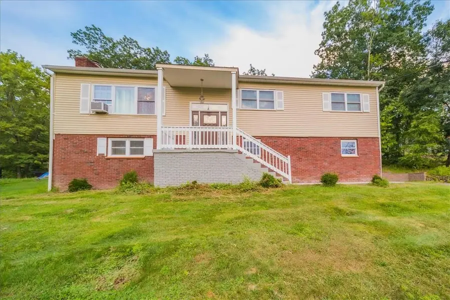 258 Mennella RD, Poughquag, NY 12570