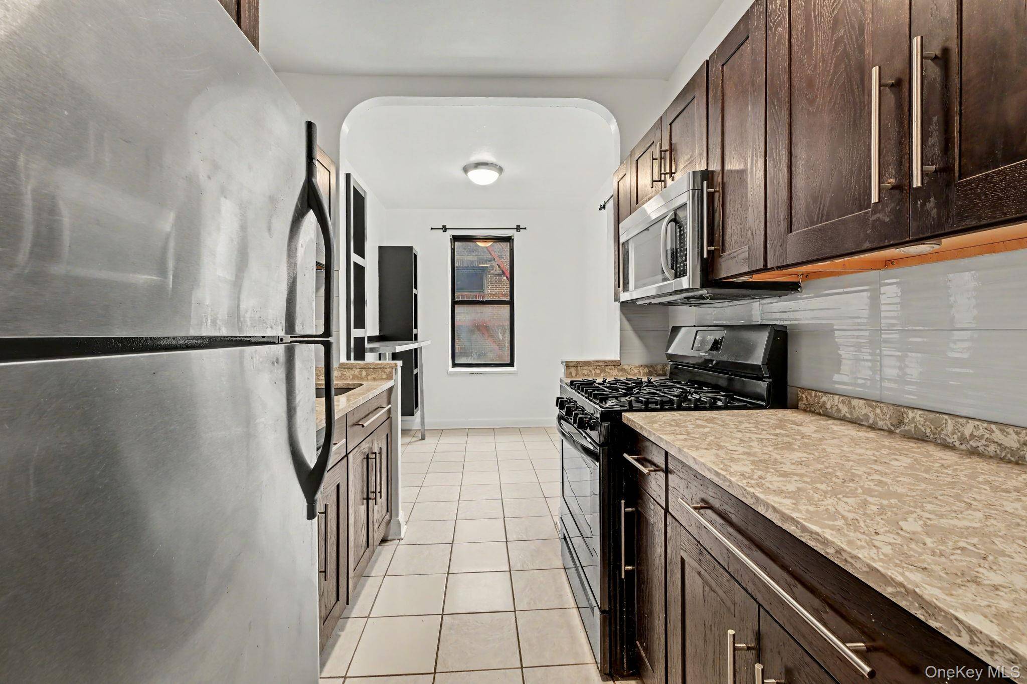 210 Martine AVE #5K, White Plains, NY 10601