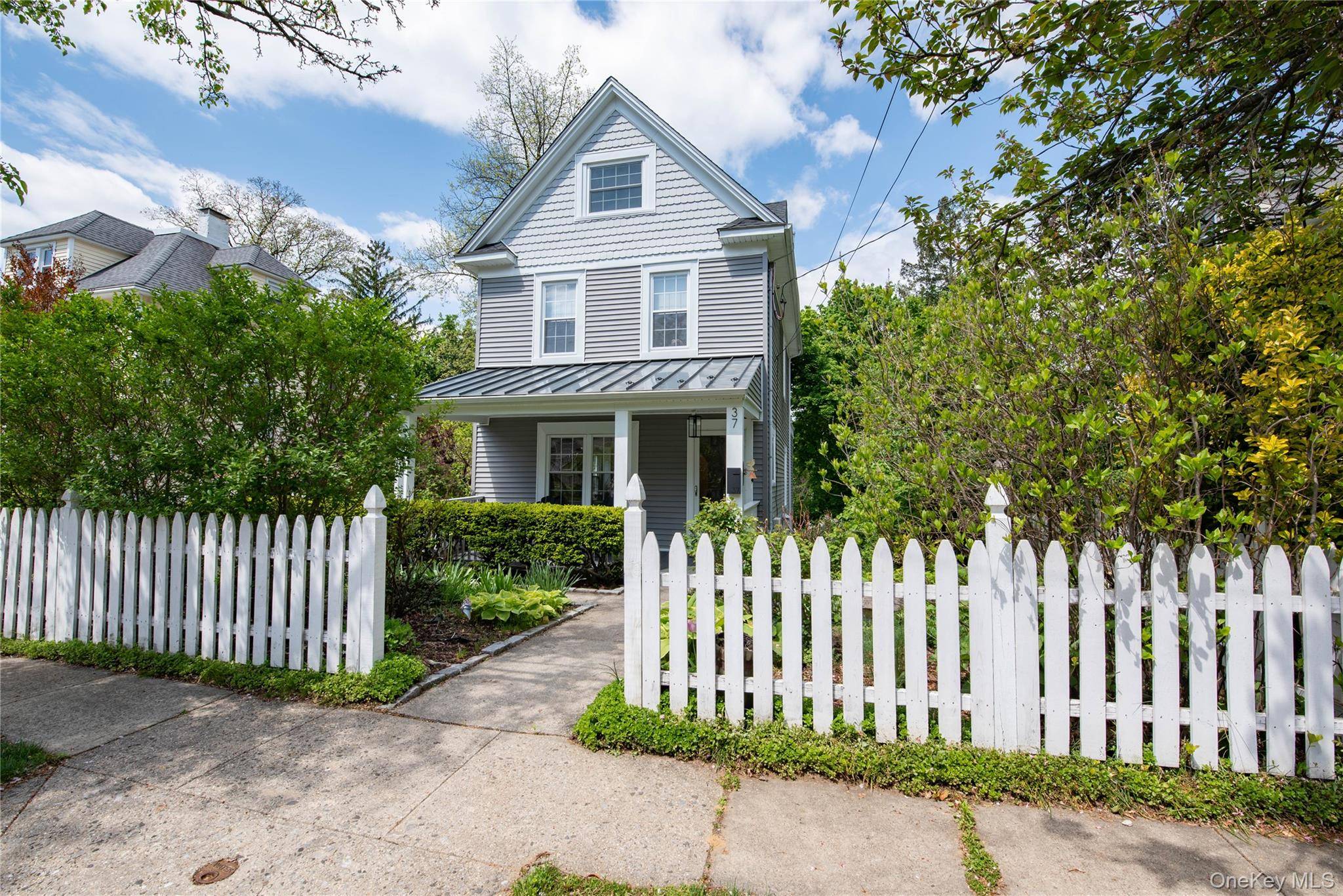 37 Warren AVE, Tuckahoe, NY 10707