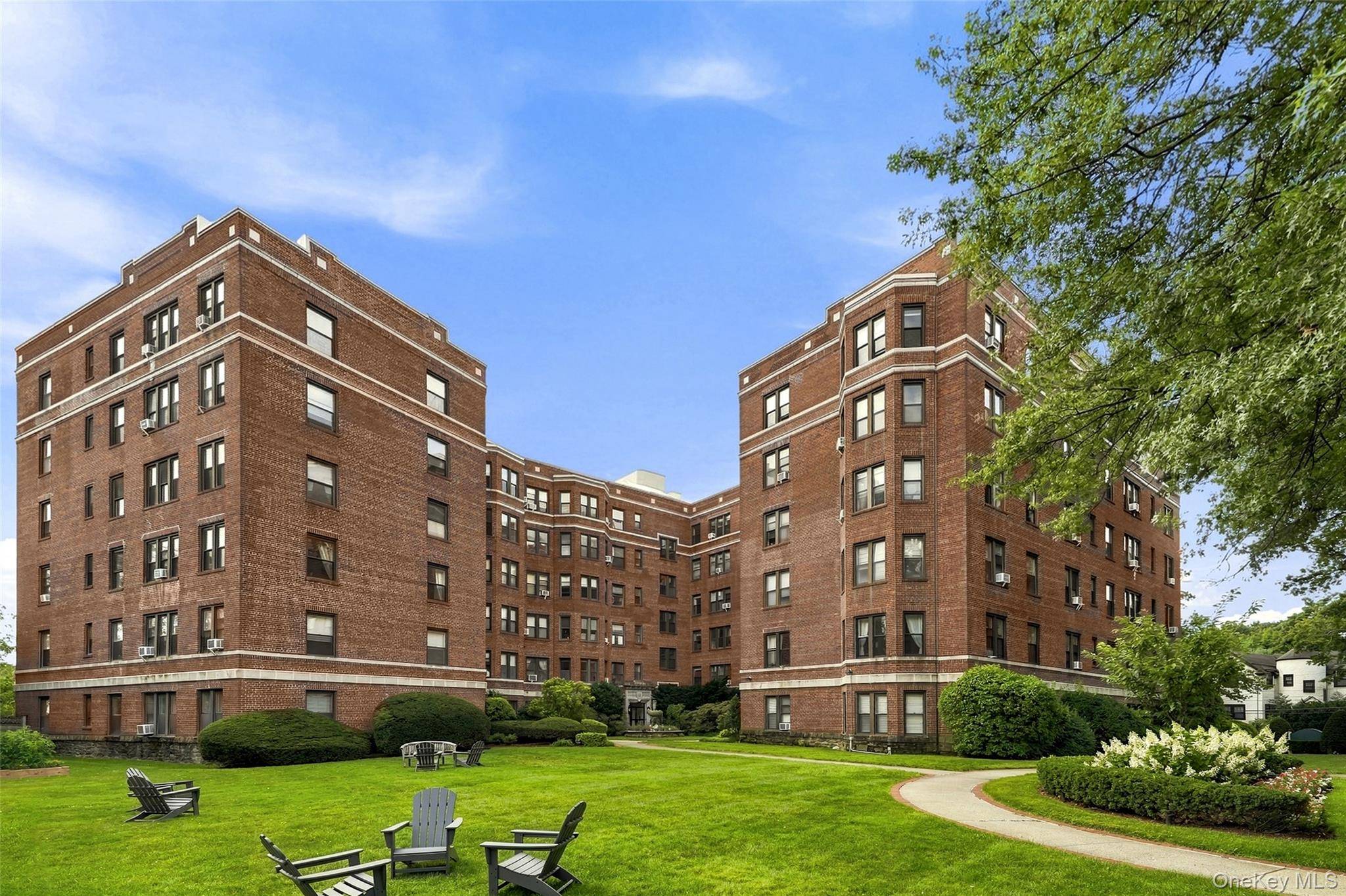 11 Alden RD #5L, Larchmont, NY 10538