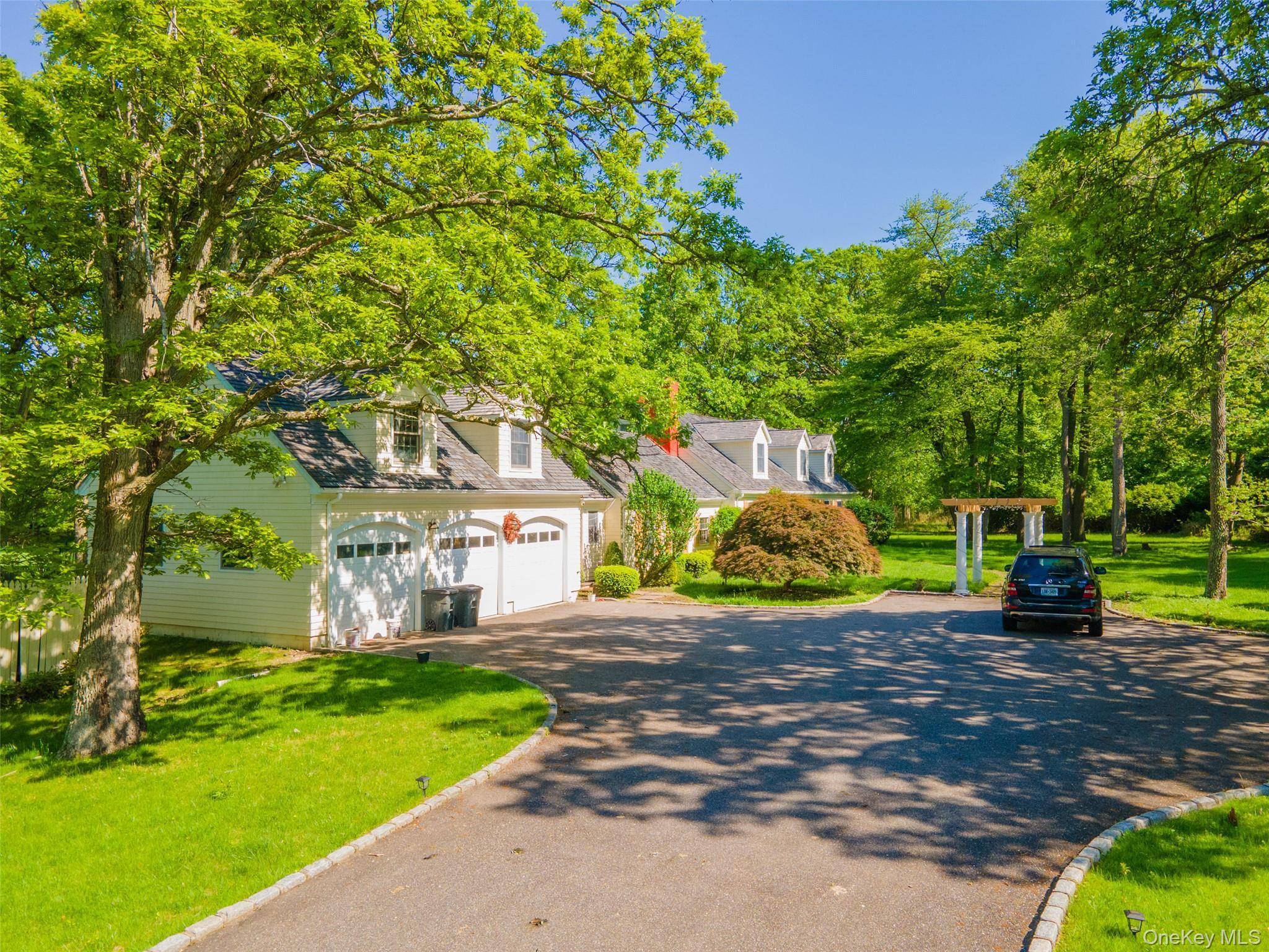 235 Centre Island RD, Oyster Bay, NY 11771