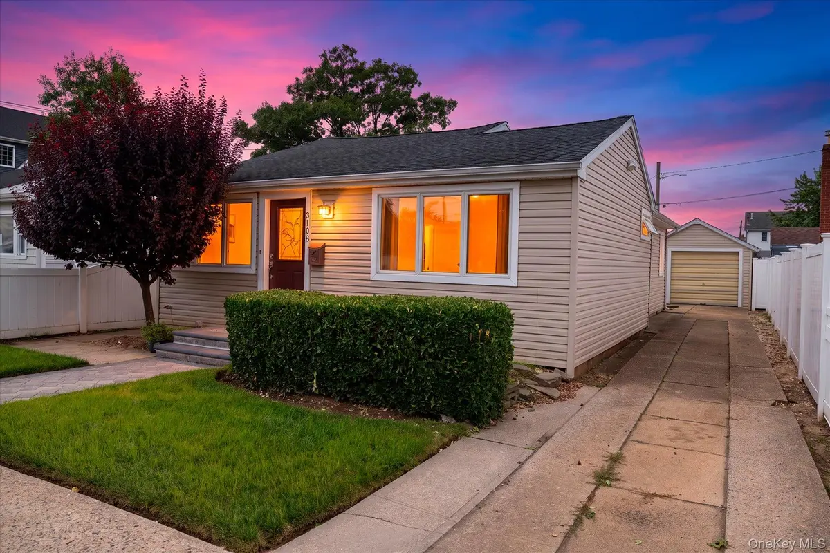 3108 Royal AVE, Oceanside, NY 11572