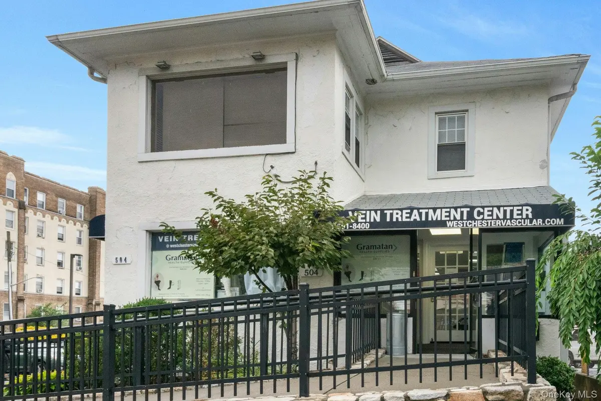 504 Gramatan AVE #2nd Floor Store Front, Mount Vernon, NY 10552