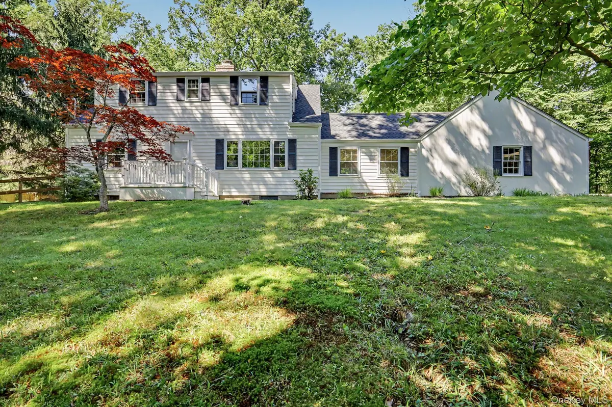 15 Westchester AVE, Pound Ridge, NY 10576