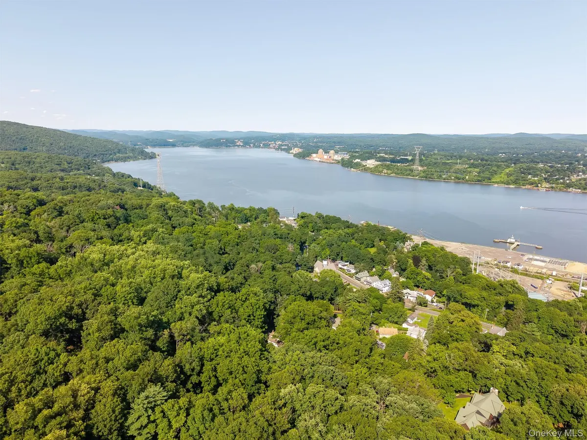 101 Rosetown RD, Stony Point, NY 10980
