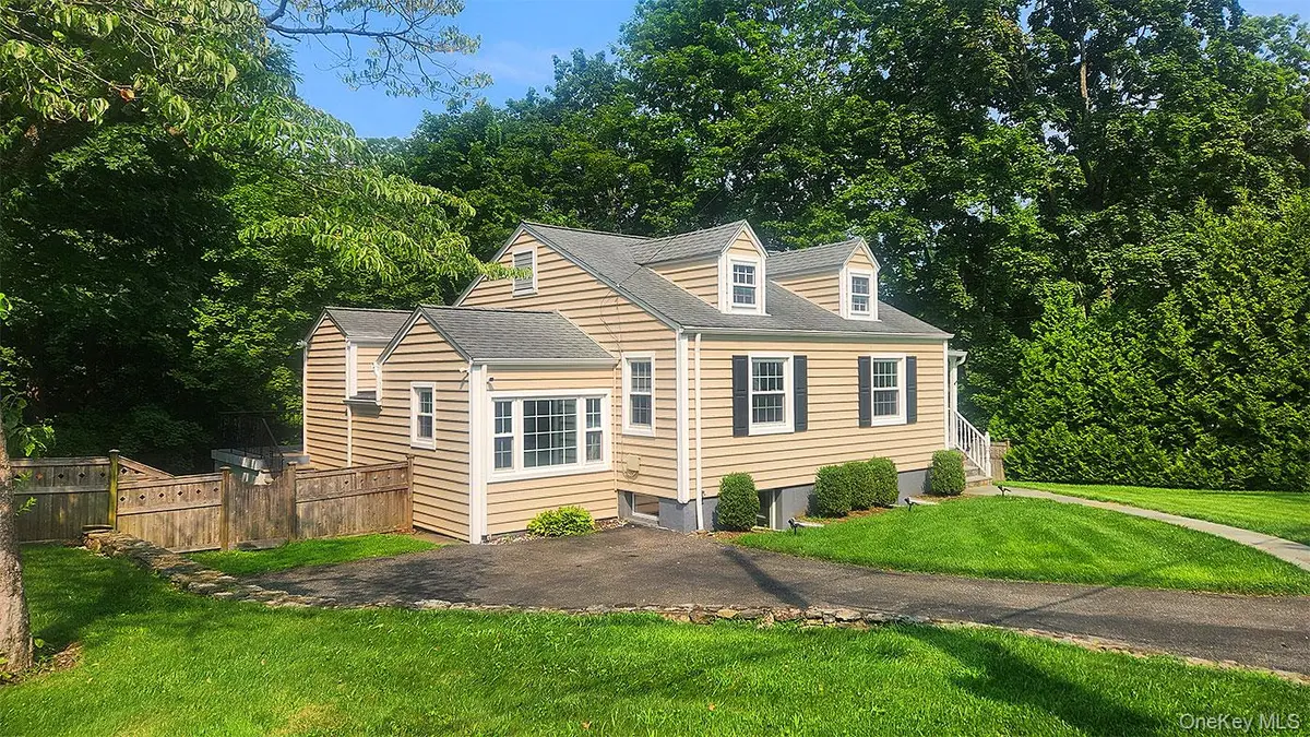 26 Powderhorn RD, Ardsley, NY 10502