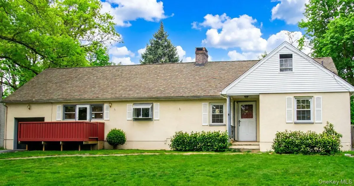 16 Ward ST, Suffern, NY 10901