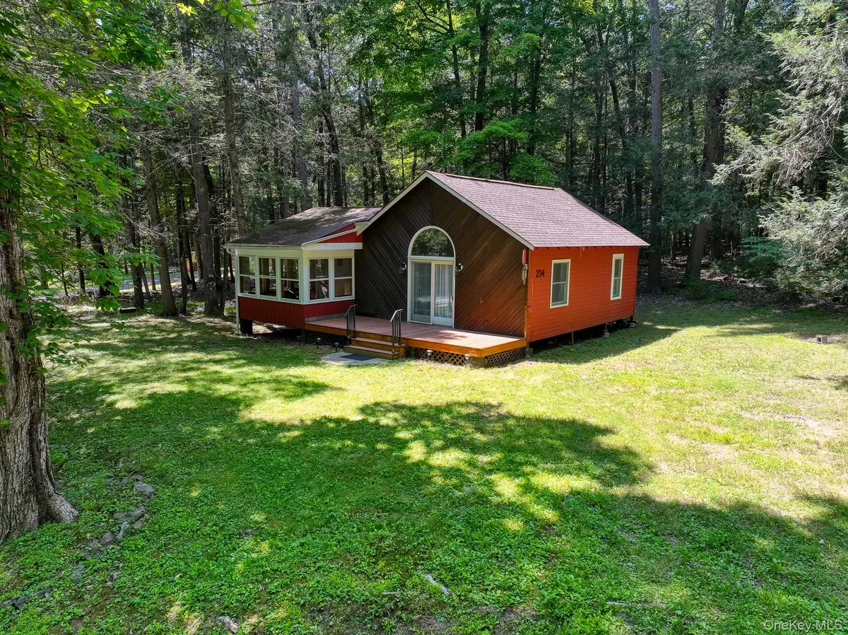 234 Canary Hill RD, Kingston, NY 12401