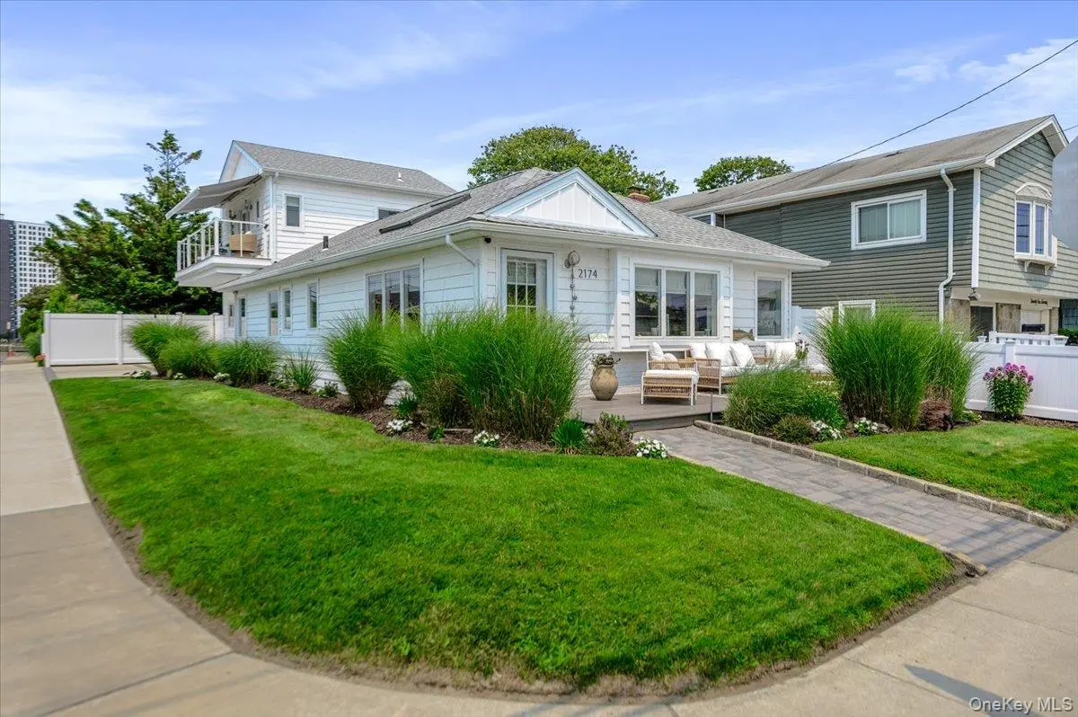 2174 Bay BLVD, Atlantic Beach, NY 11509