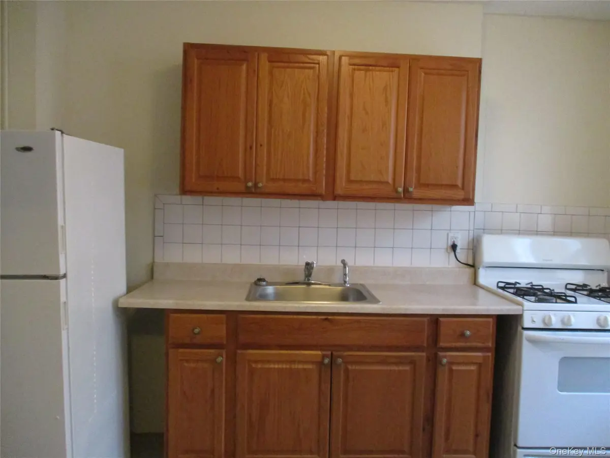 116-48 Sutphin BLVD #2, Jamaica, NY 11434