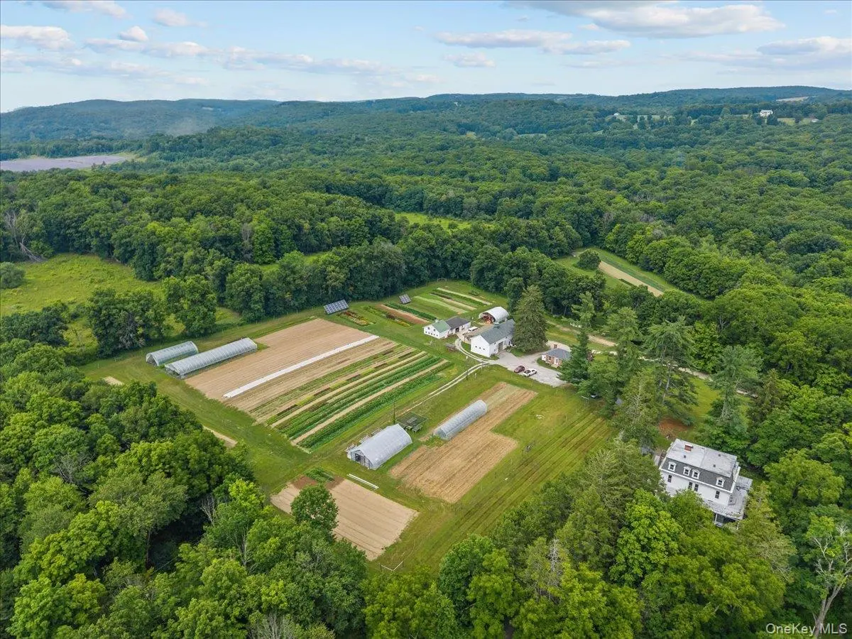 123-179 Sisters Hill RD, Stanfordville, NY 12581