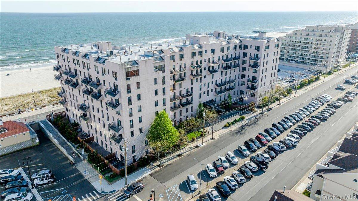 100 W Broadway #1E, Long Beach, NY 11561