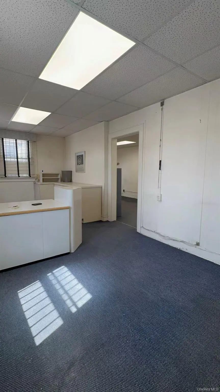 218 Front ST #2FL, Hempstead, NY 11550