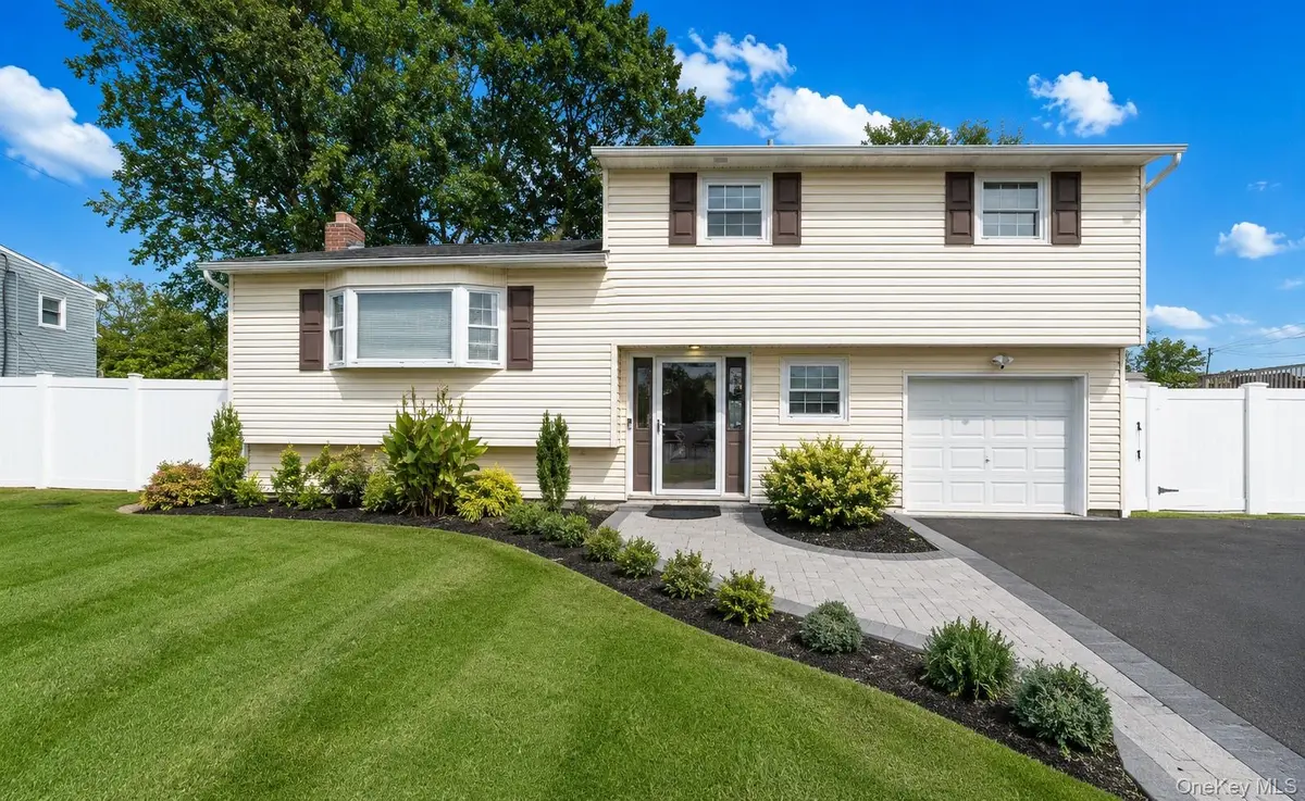 37 Holiday Park DR, Centereach, NY 11720