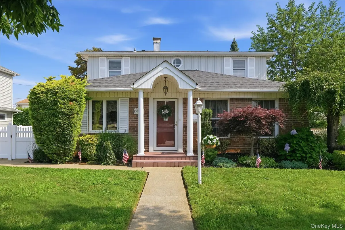 3573 Wyanet ST, Seaford, NY 11783