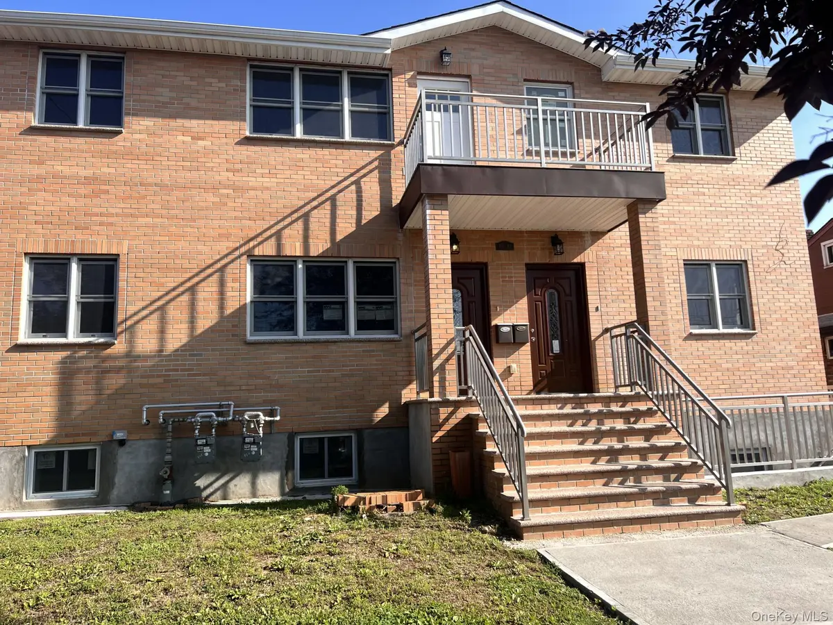 196-43 45th RD, Flushing, NY 11358