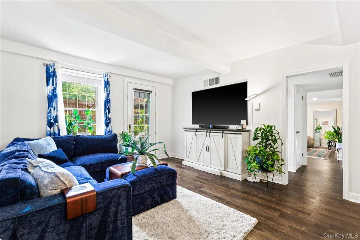 1360 Midland AVE #TE, Bronxville, NY 10708