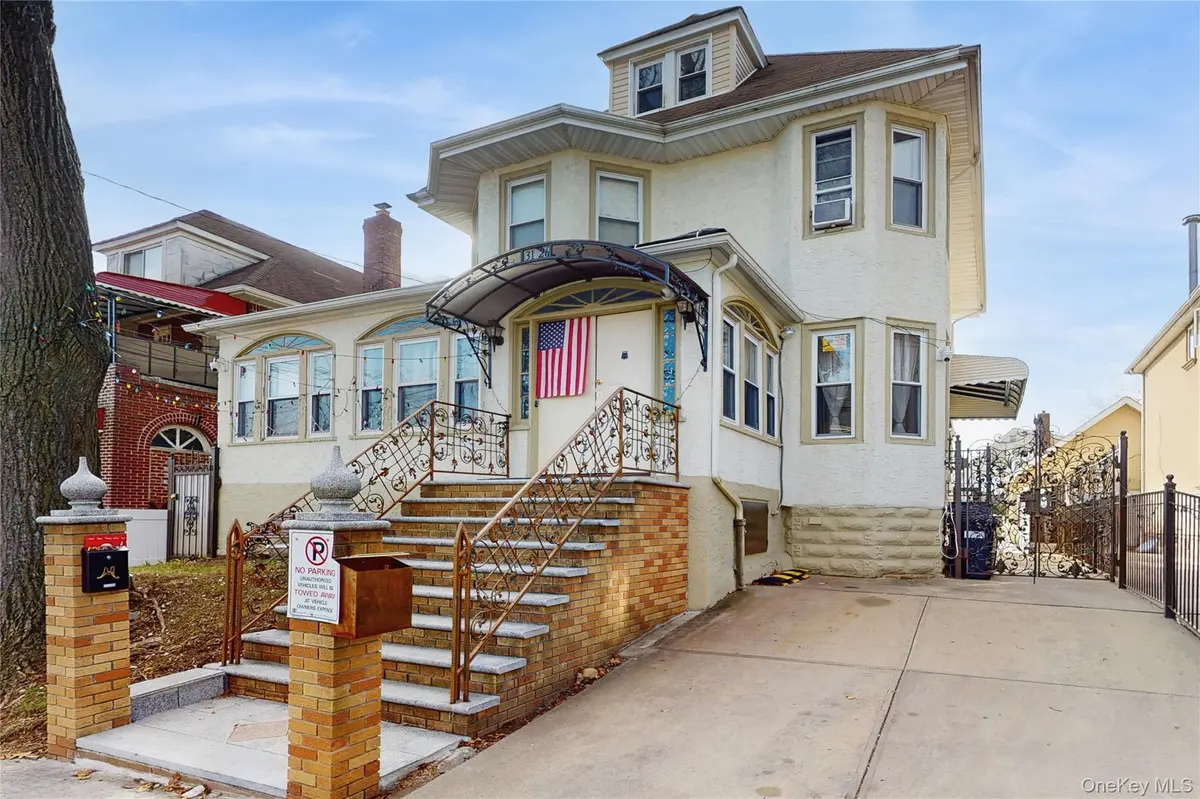 3126 Buell ST, East Elmhurst, NY 11369