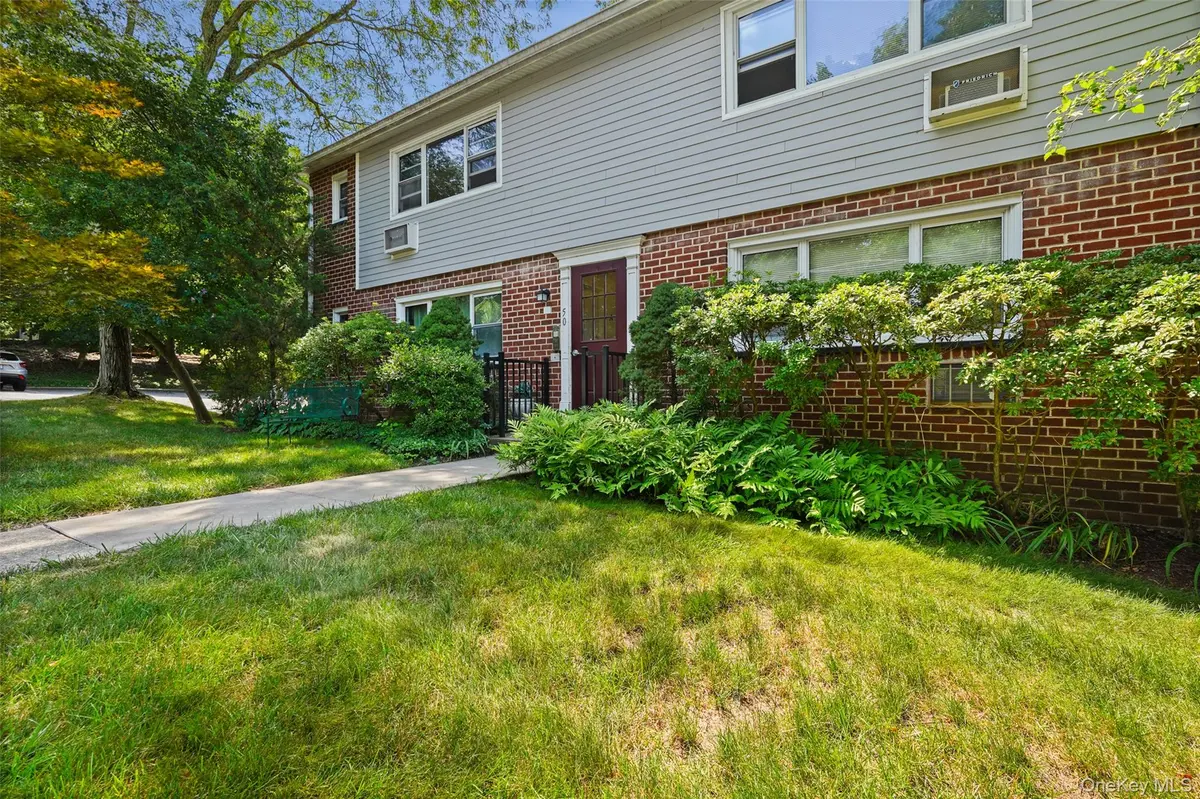 50 Charter CIR #C, Ossining, NY 10562
