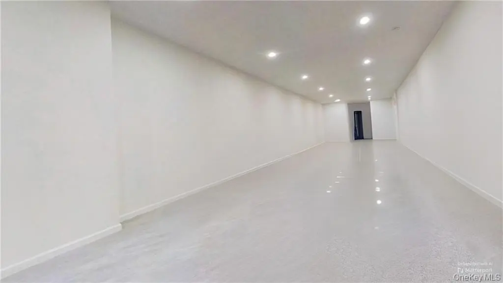 954 3rd AVE, Brooklyn, NY 11232