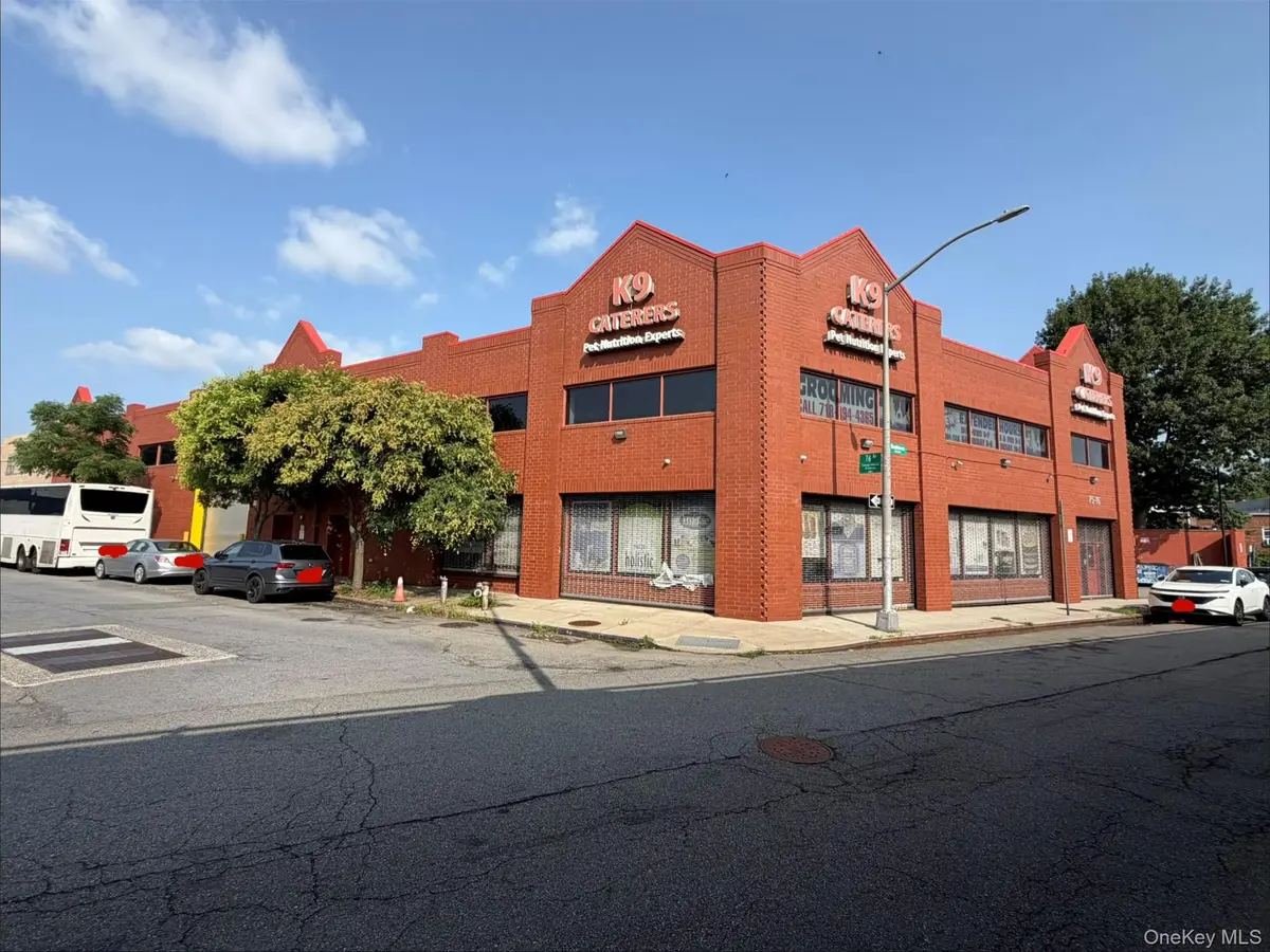 88-81 76th AVE, Glendale, NY 11385