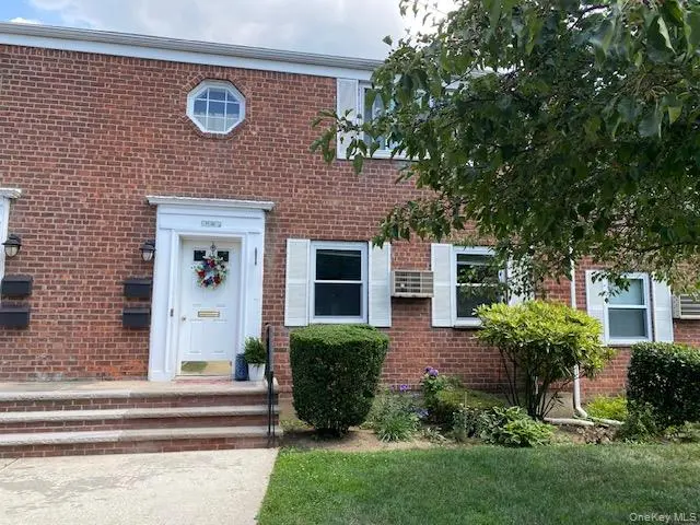 71-39 260th ST #A-1, Glen Oaks, NY 11004