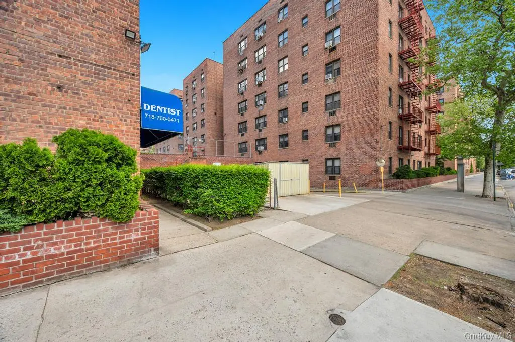 99-04 57th AVE #L1, Corona, NY 11368