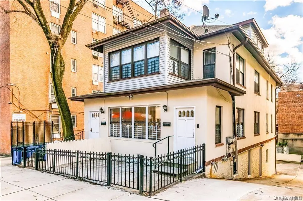 204 W 260th ST, Bronx, NY 10471