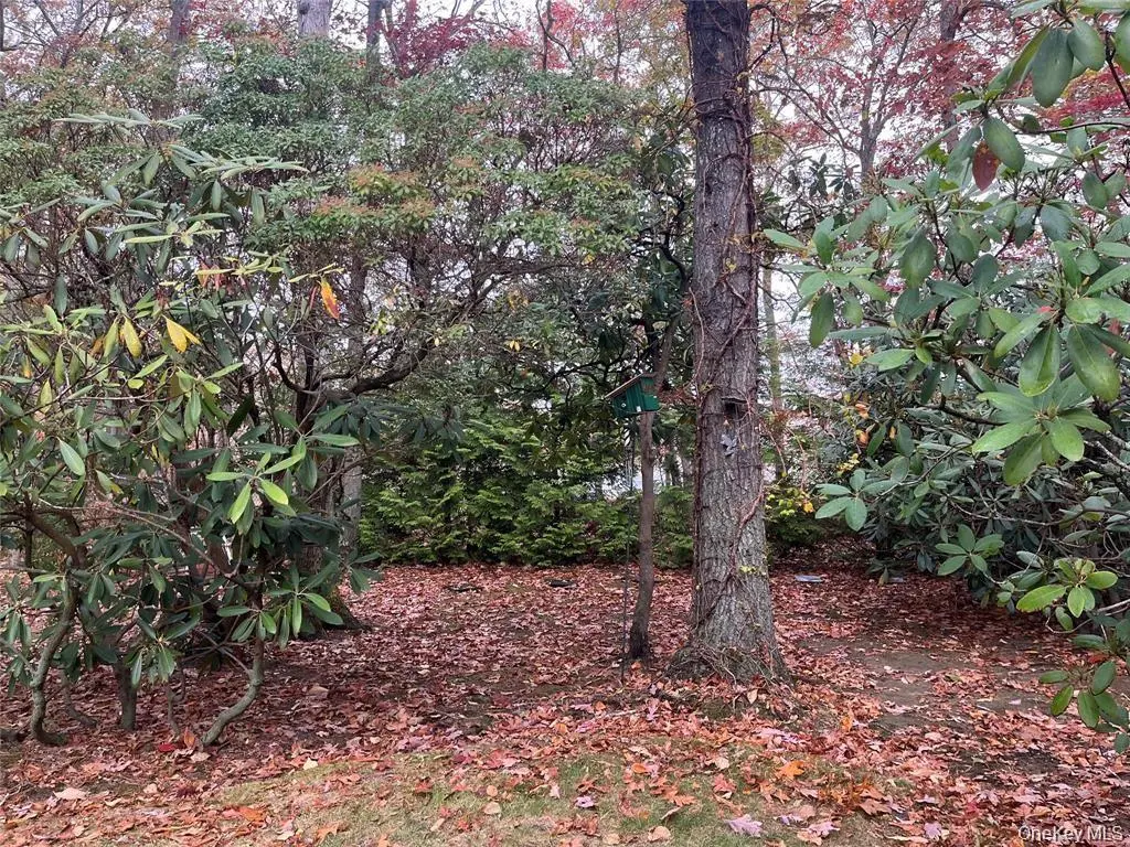 Lot 16 Fox Hunt LN, Yaphank, NY 11980