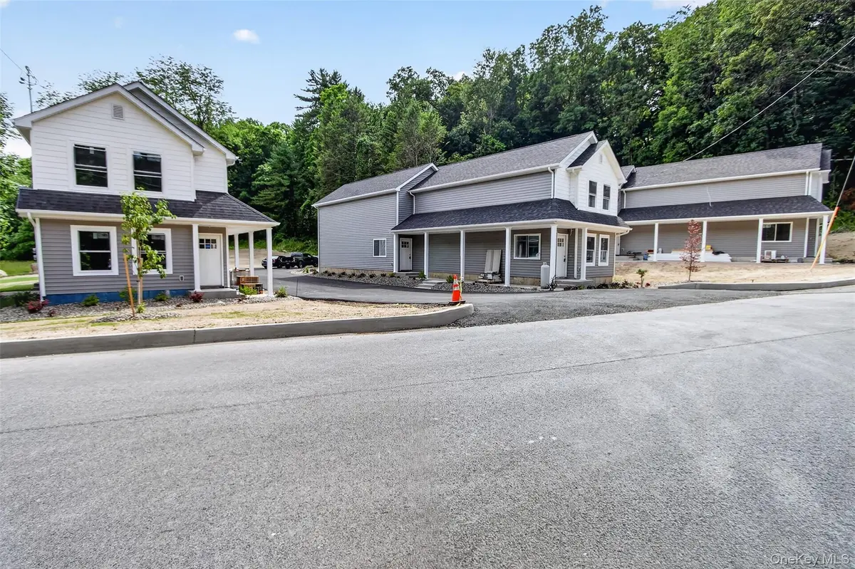 17 Hooker ST, Kingston, NY 12401