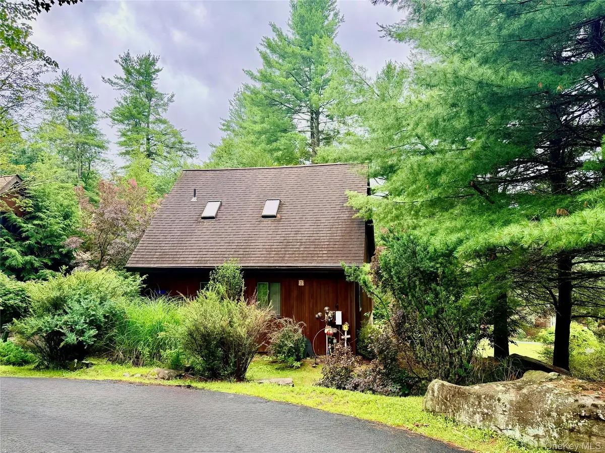 2 Water Lilly LN, Monticello, NY 12701
