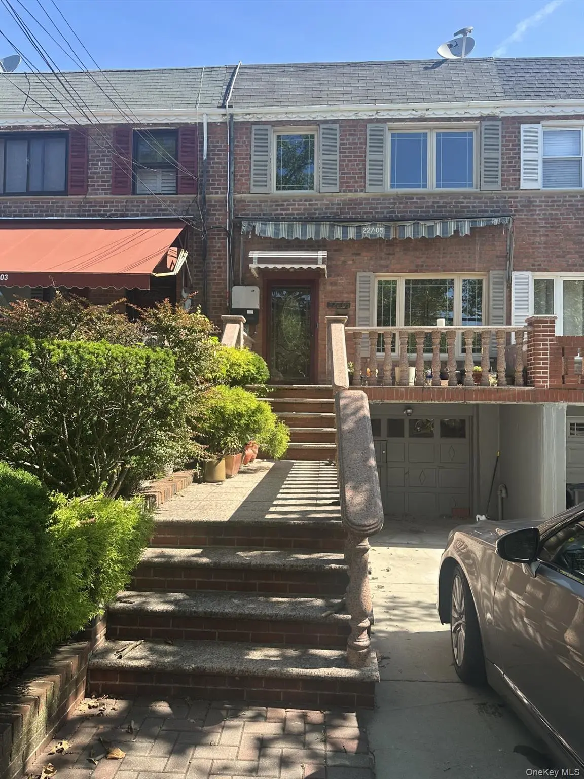 22705 141st AVE, Laurelton, NY 11413