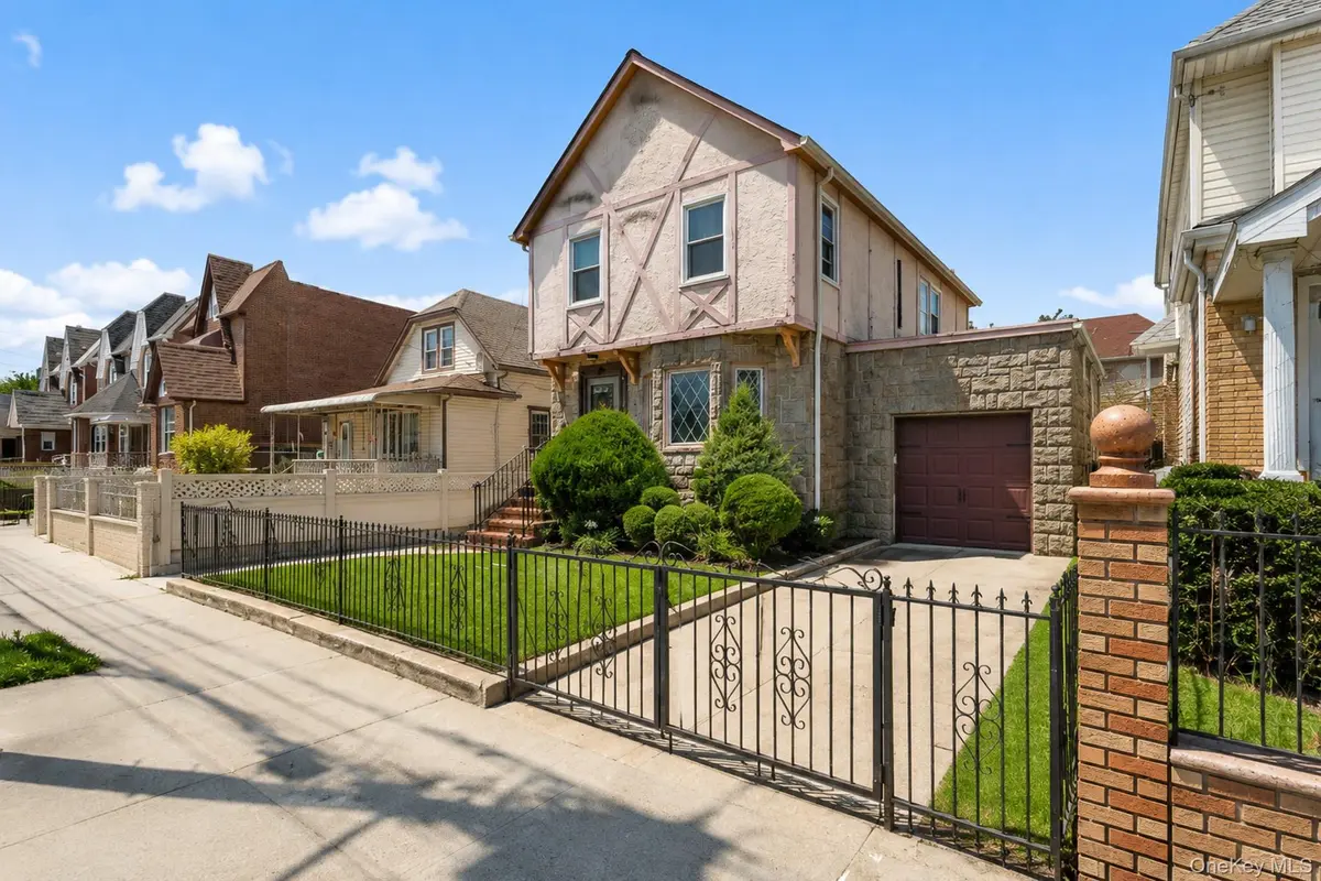 128-17 115th AVE, South Ozone Park, NY 11420