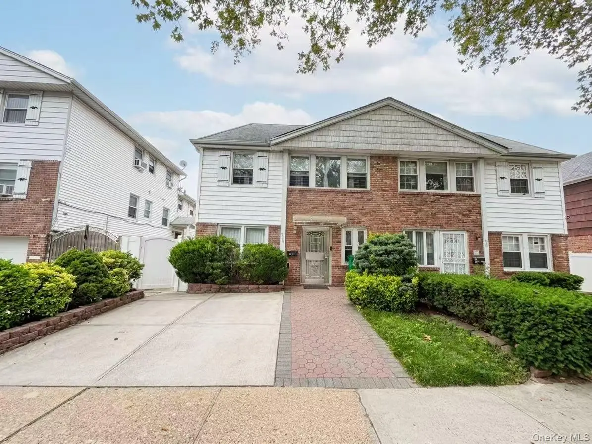 5715 224th ST, Oakland Gardens, NY 11364