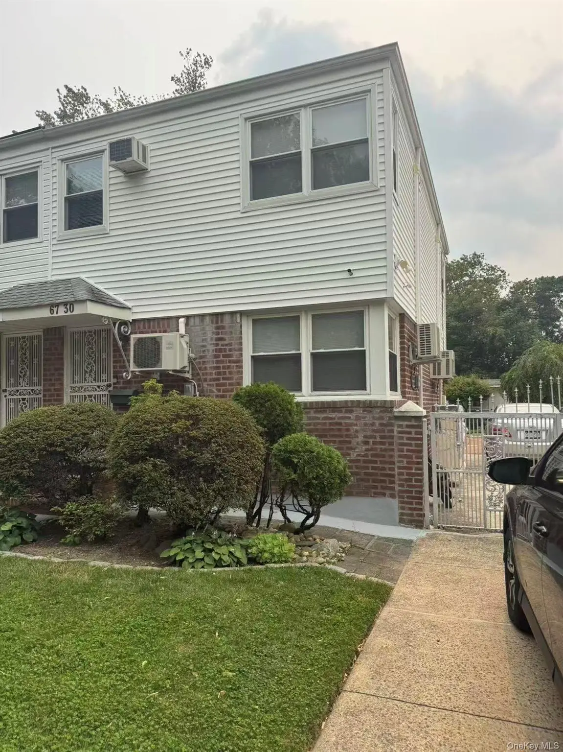 6730 215th ST, Oakland Gardens, NY 11364