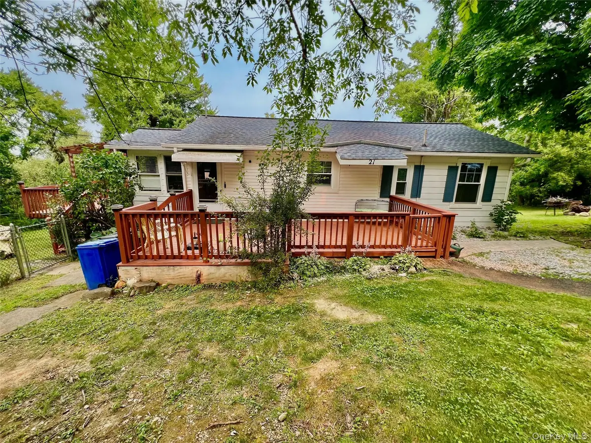 21 Woodycrest TRL, Monroe, NY 10950