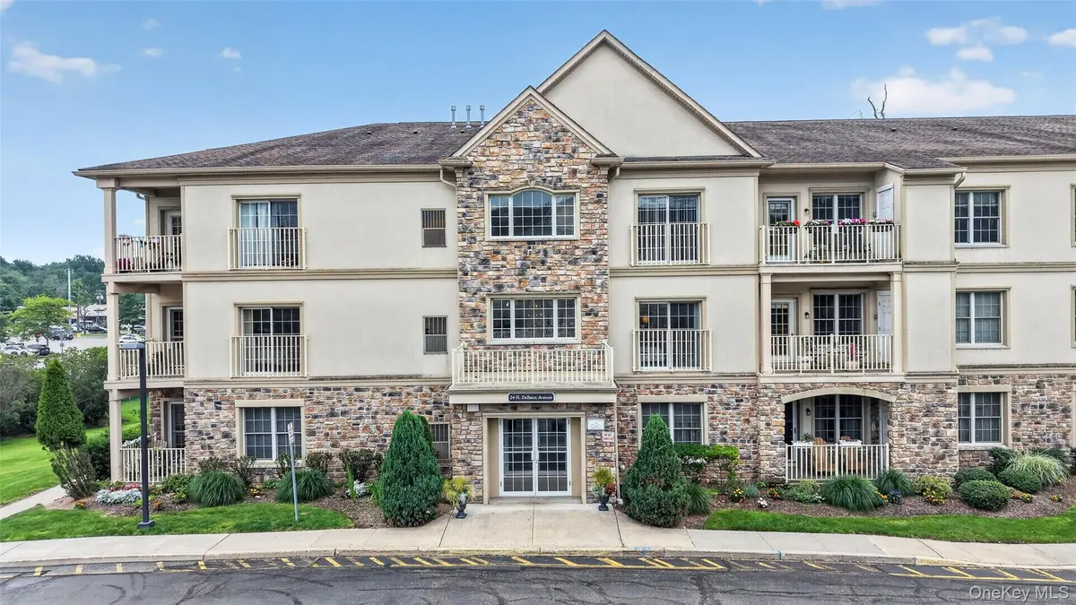 24 N De Baun AVE #305, Suffern, NY 10901