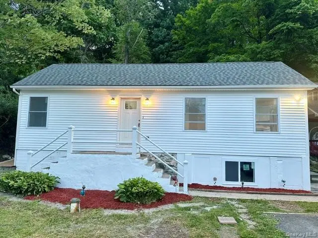 11 Sylvan TRL, Monroe, NY 10950