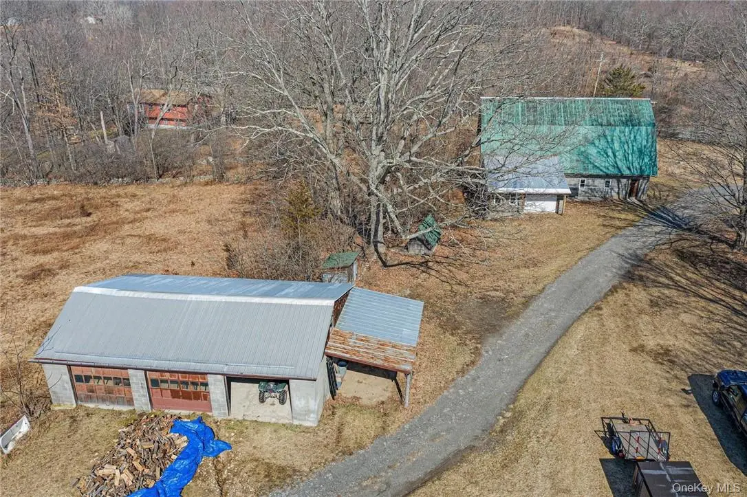 202 Midland Lake RD #BARN, Middletown, NY 10941