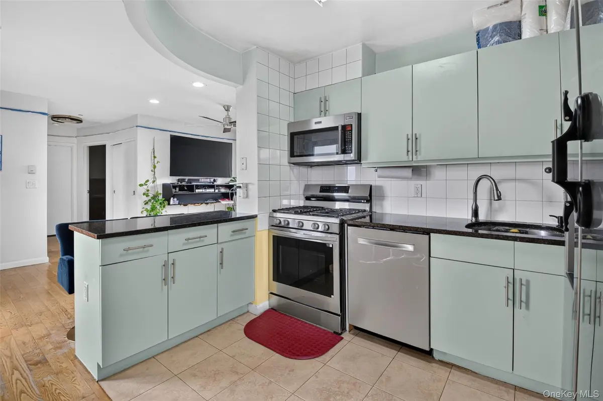 4152 63rd ST #5B, Woodside, NY 11377