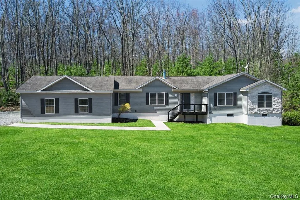 768 Forestburgh RD, Forestburgh, NY 12737