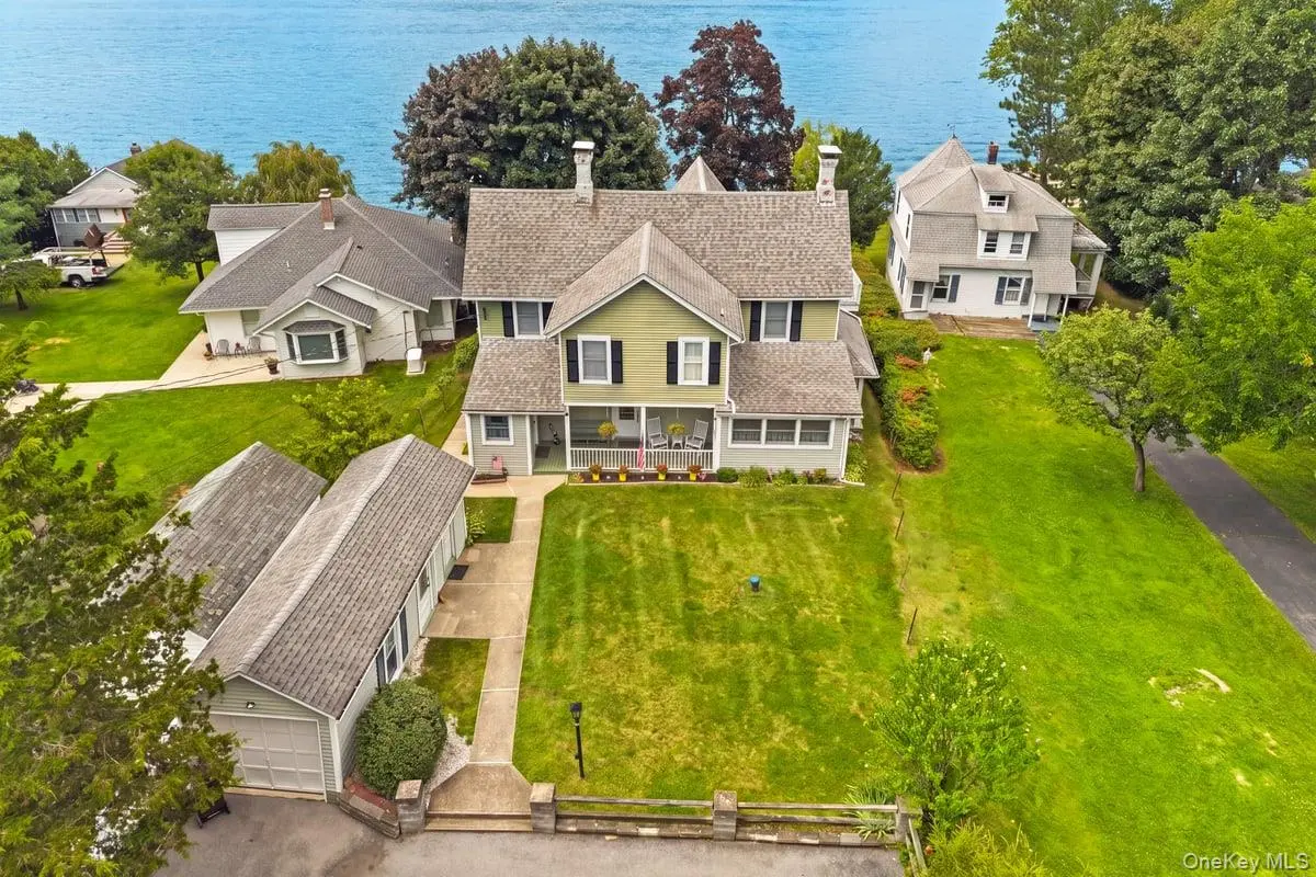 9 Walts WAY, Greenwood Lake, NY 10925