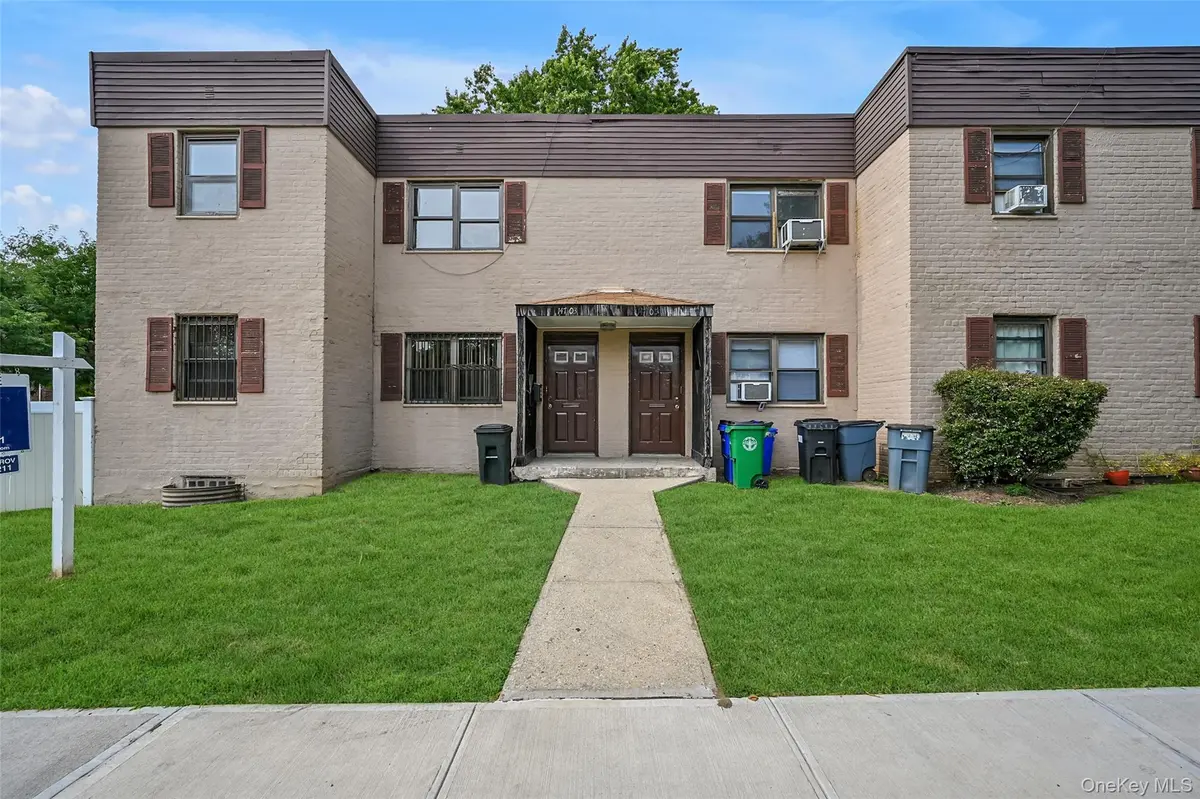 147-03 71st AVE #55B, Kew Garden Hills, NY 11367