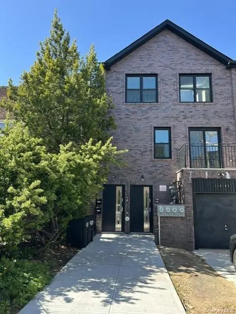 14441 78th AVE #1, Flushing, NY 11367