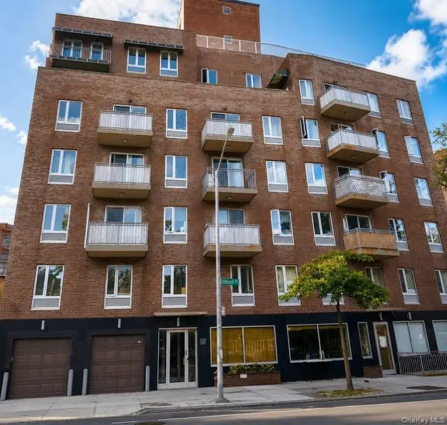 3226 Union ST #5E, Flushing, NY 11354