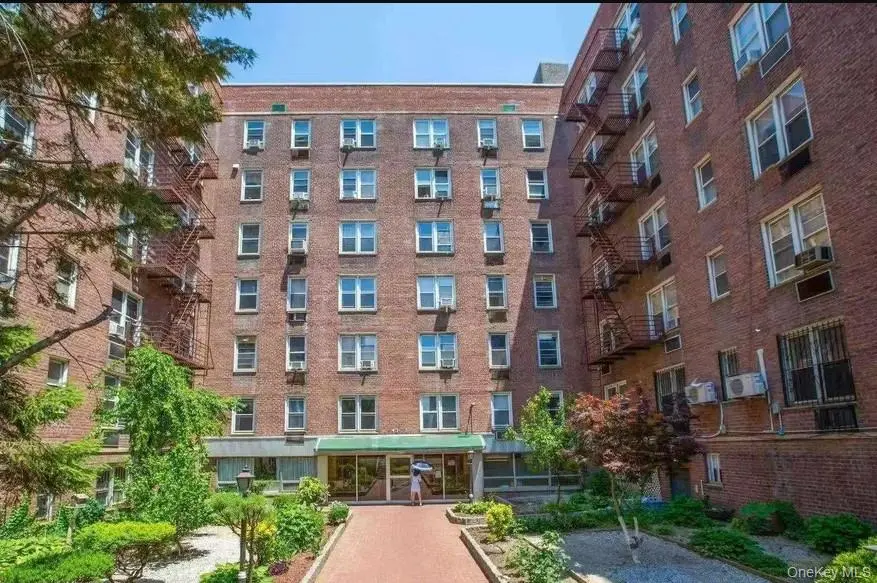 4343 Kissena BLVD #502, Flushing, NY 11355