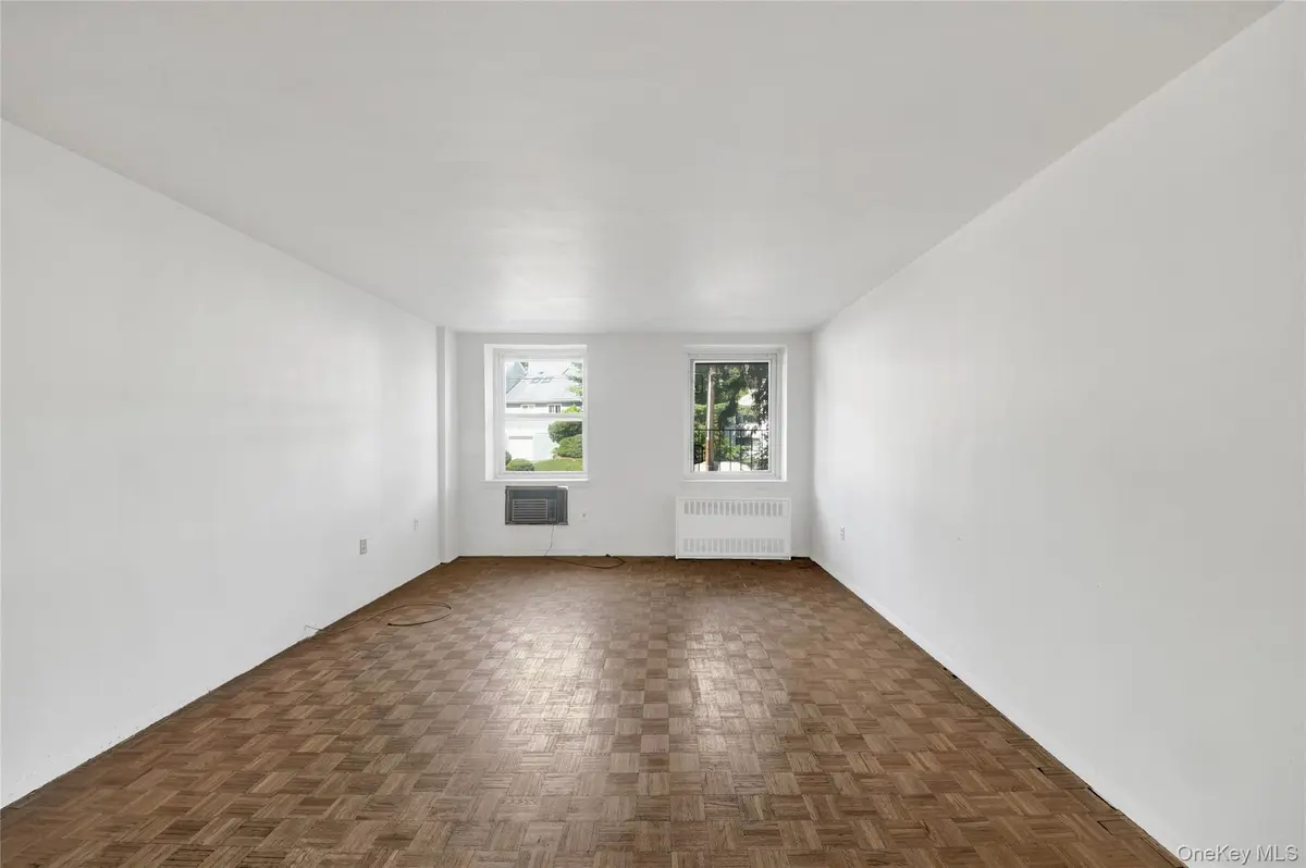 40 S Cole AVE #1H, Spring Valley, NY 10977