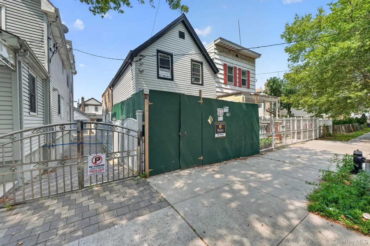 718 E 99th ST, Brooklyn, NY 11236
