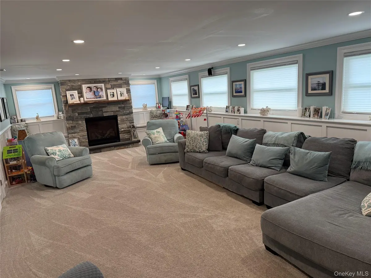 244 Ocean AVE, Massapequa Park, NY 11762